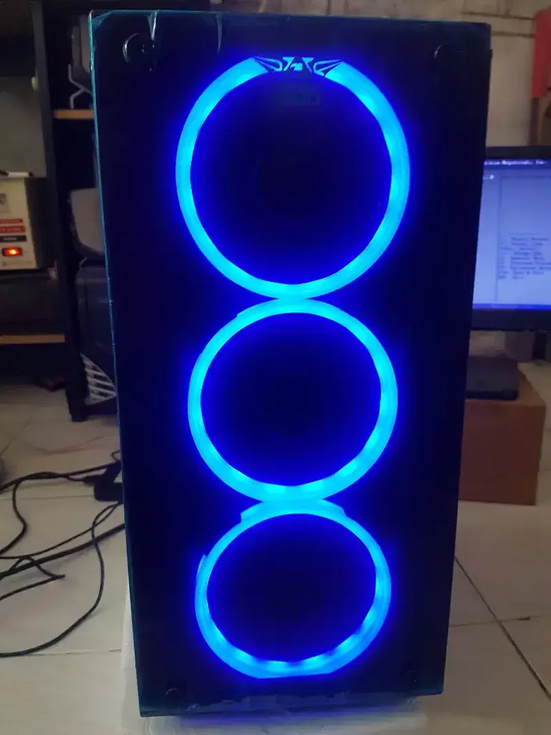 Komputer Baru Core i5/Ram 8Gb/Hdd 1Tera+LED LG 19 Siap Pake - Electronics in Bali