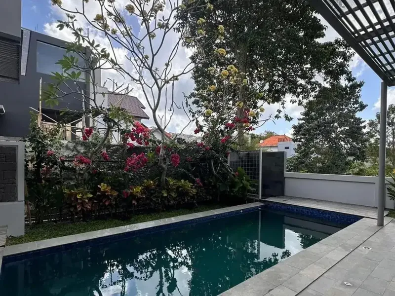 Villa Jimbaran Kuta Selatan Badung Bali - Real Estate in Bali