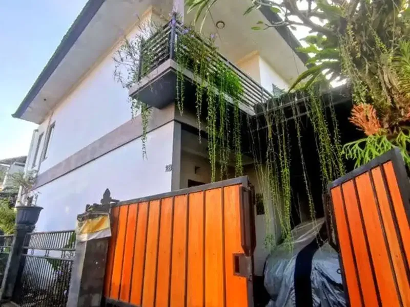 Ams-056.Edy Jual Rumah 2 Lantai Siap Huni di Perumahan Kopertis – Gutiswa Cekomaria, Peguyangan Kangin Denpasar Utara - Real Estate in Bali