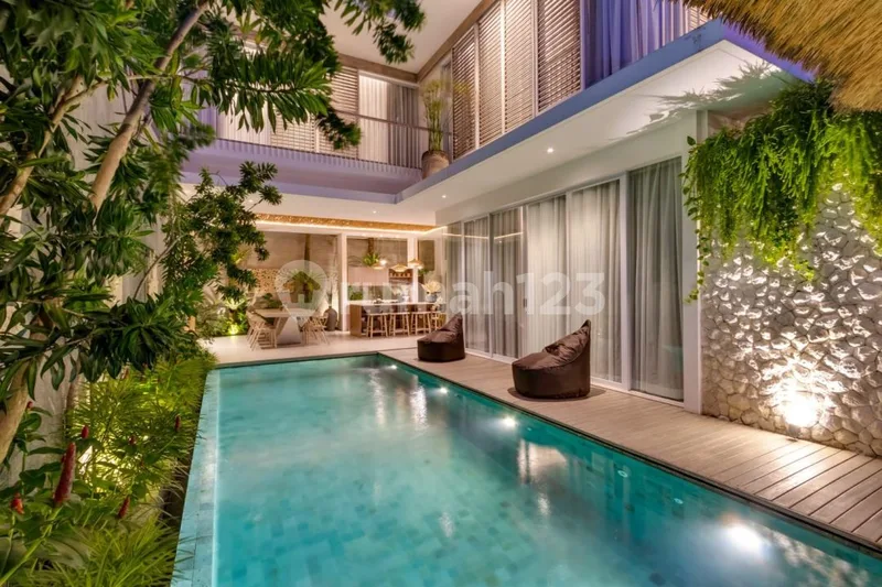 Walking Distance To The Beach - Villa Petitenget Seminyak - Real Estate in Bali