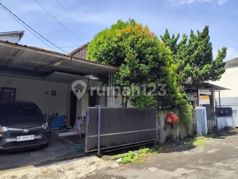 Rumah Estetik Area Perumahan Sejuk dan Ramah Keluarga - Real Estate in Bali