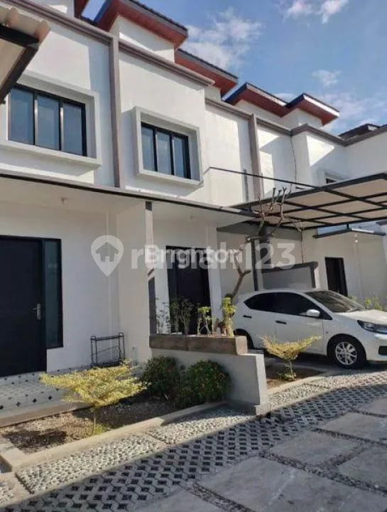 Rumah Baru 2 Lantai Panjer - Bali in Bali