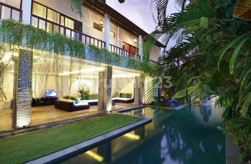 Villa Dijual Lokasi Oberoi Seminyak - Real Estate in Bali