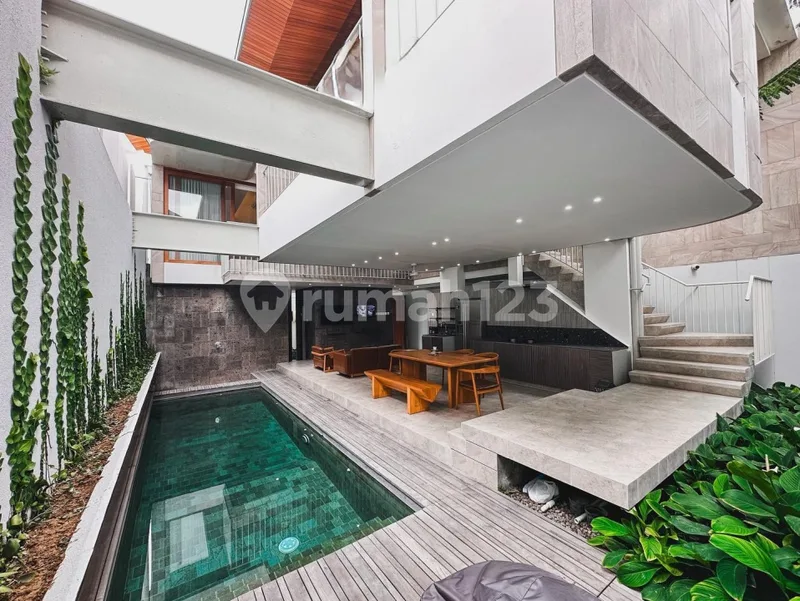 Minimalis Villa di Tiying Tutul Pererenan Canggu - Real Estate in Bali
