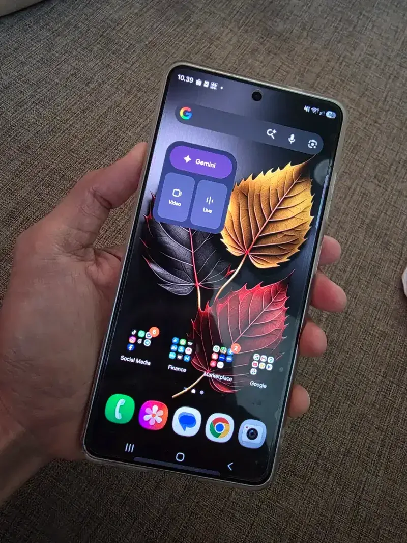 samsung galaxy S26Ultra 
Memori 512gb garansi panjang - Bali in Bali