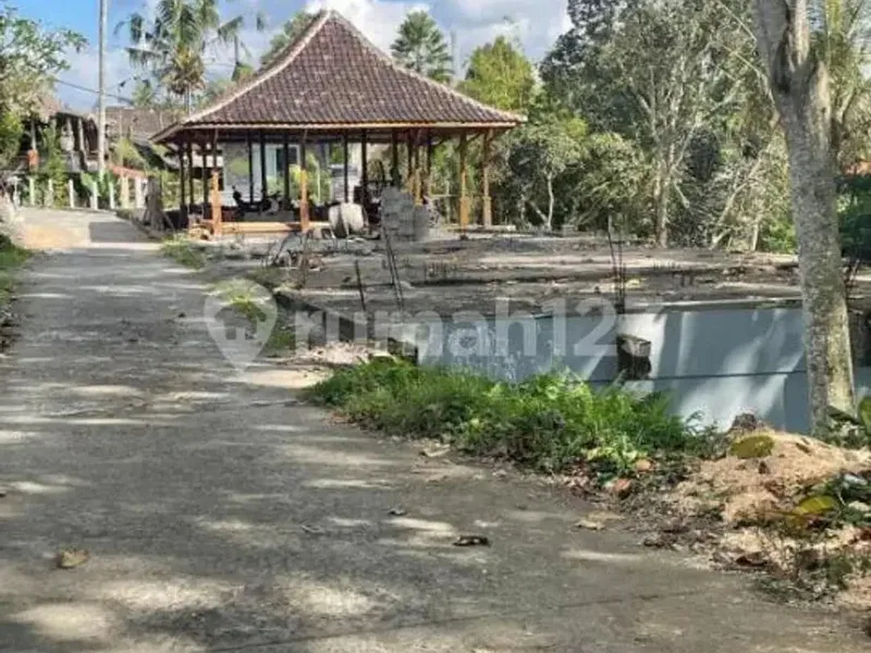 Jual Tanah Bonus 6 Villa Siap Huni Gianyar Ubud - Real Estate in Bali