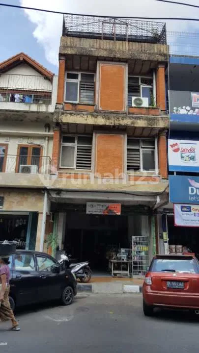 Ruko Pusat Bisnis Kota Denpasar Dekat Pasar dan Rumah Sakit Umum - Bali in Bali