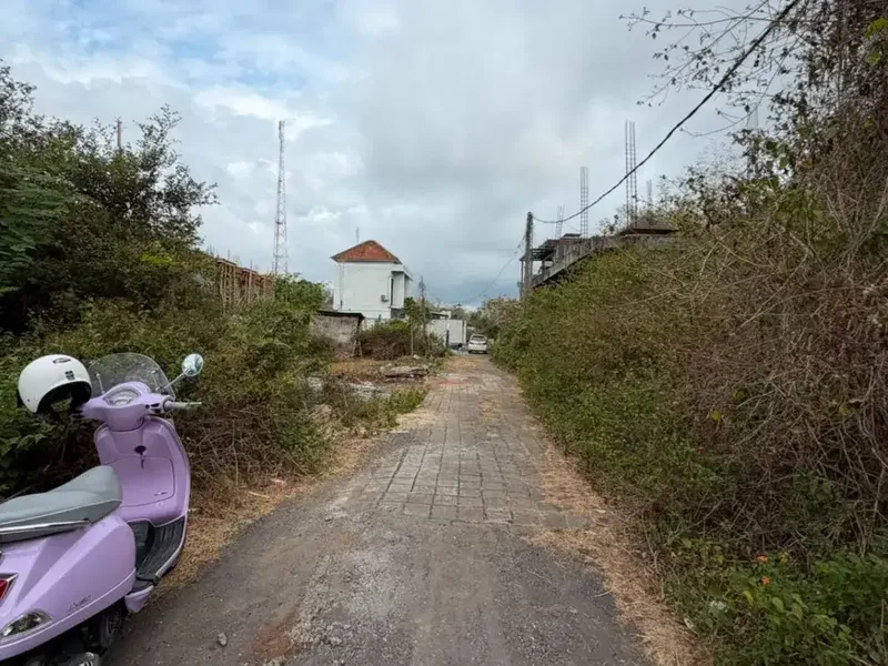 For Sale! Tanah Luasan Kecil Lokasi Kutuh, Kuta Selatan Bali Cocok Bangun Kos Rumah - Bali in Bali