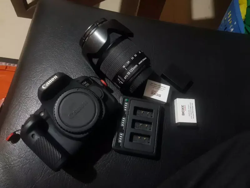 Kamera Canon 750D - Electronics in Bali
