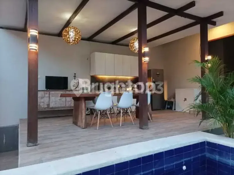 Villa 6 KT Fully Furnished Kerobokan Denpasar - Real Estate in Bali