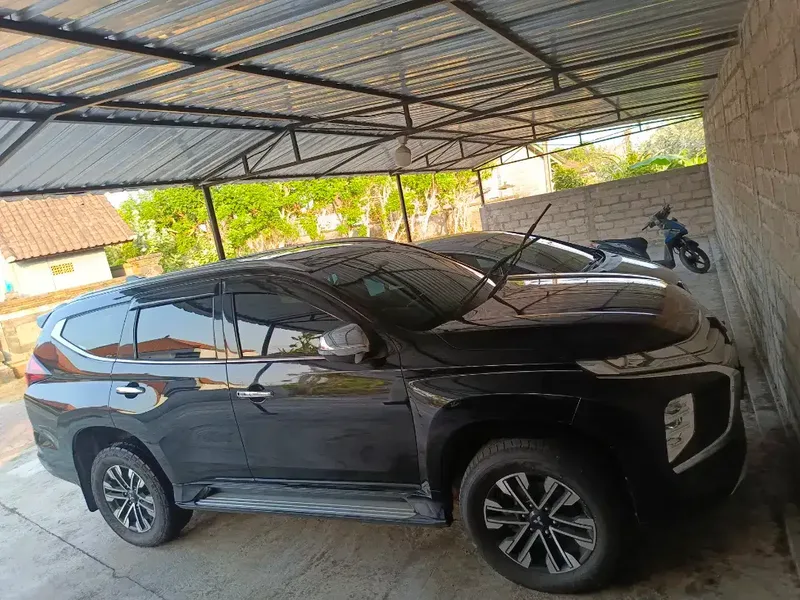 PAJERO SPORT DAKAR 2.4 AT 2021 | TANGAN 1 | SERVICE ATPM | PRIBADI - Vehicles in Bali