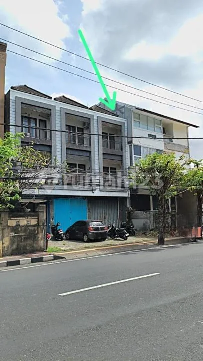 Dijual Ruko 3 Lantai di Pusat Kota Denpasar, Dekat Mall Level 21 - Bali in Bali