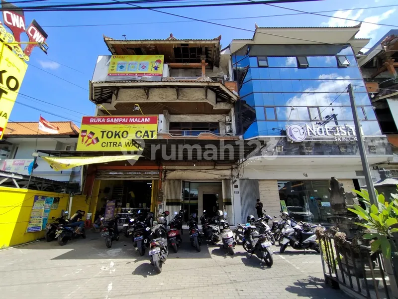 Ruko Jual Kawasan Bisnis Strategis Gatot Subroto Denpasar - Bali in Bali