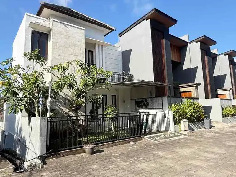 DIJUAL RUMAH FULL FURNISHED – ONE GATE SYSTEM DI UNGASAN, KUTA SELATAN, BALI - Real Estate in Bali