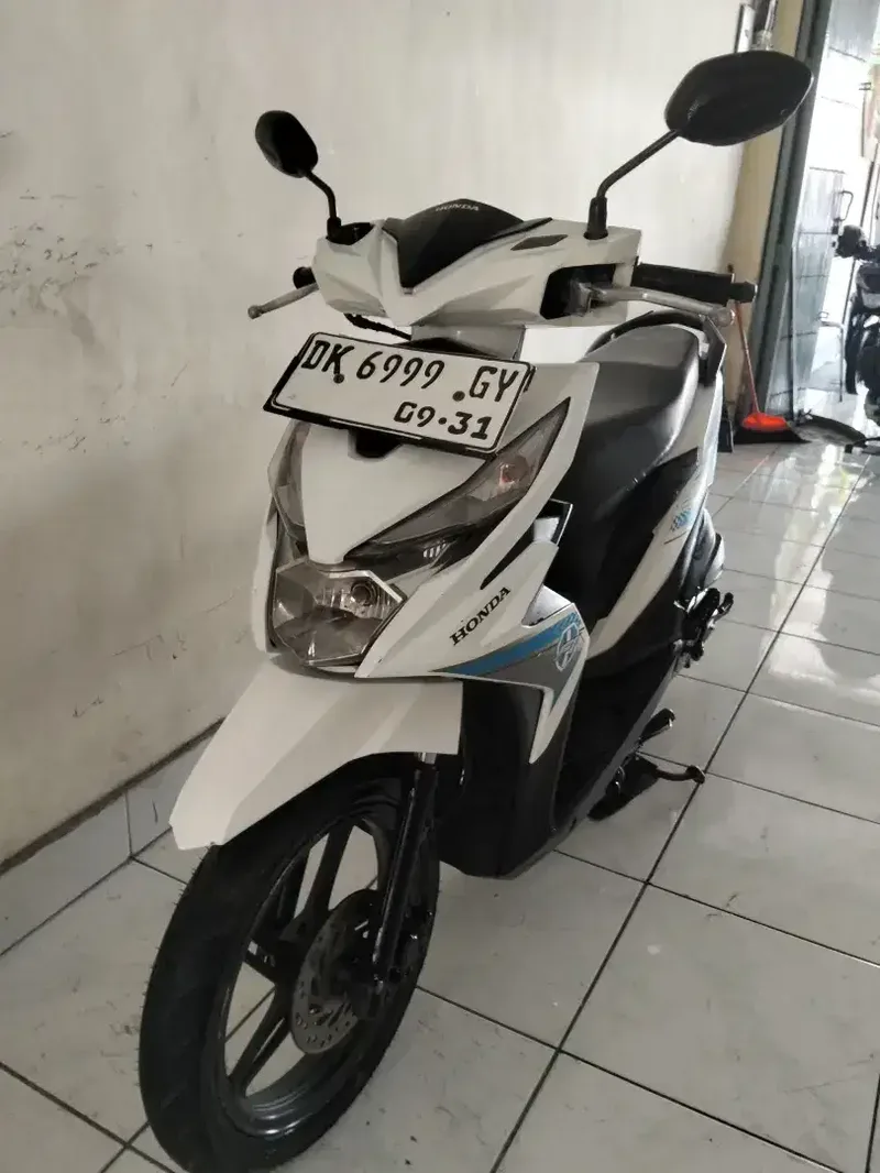 Beat fi thn. 2016 cash. Bali dharma motor - Vehicles in Bali