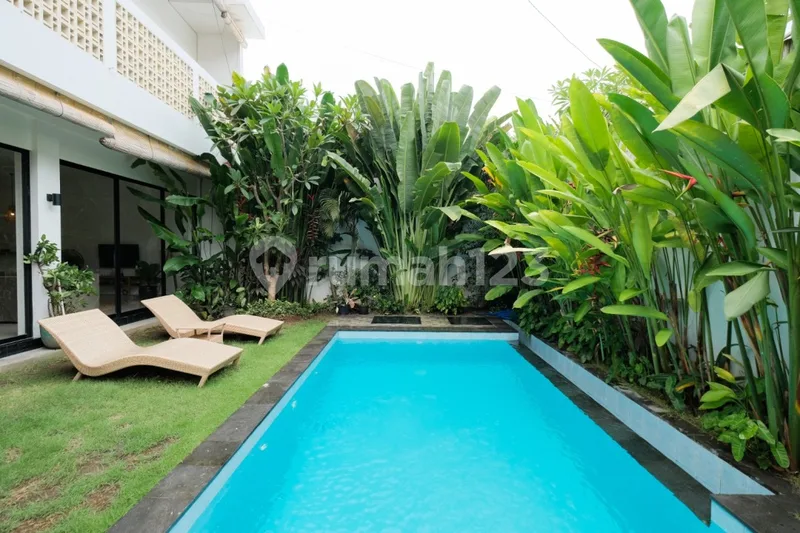 Villa Cantik 2 Kamar di Pererenan dengan Taman yang Luas - Bali in Bali