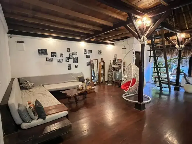 Villa 6 Bedroom Leasehold 25 thn di Seminyak , Pink Zone & IMB Lengkap - Real Estate in Bali