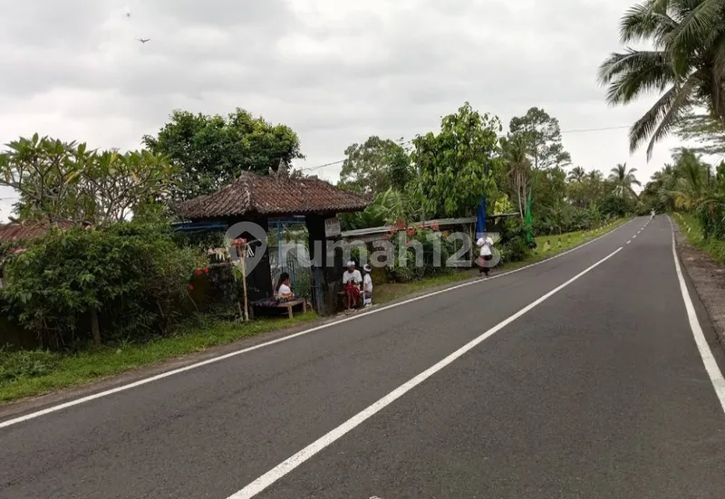 Dijual Tanah Murah Strategis di Pinggir Jalan Utama 1500MÂ² View Gunung - Bali in Bali