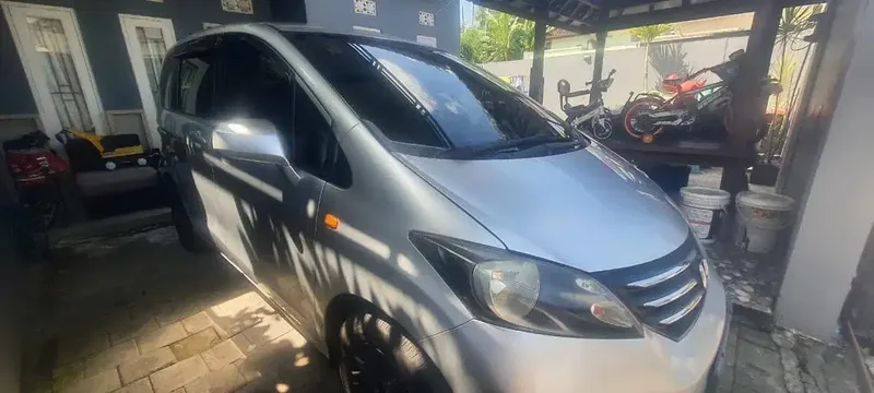Honda Freed 2009 PSD 1.5 Asli Bali Badung - Irit dan terawat - Vehicles in Bali