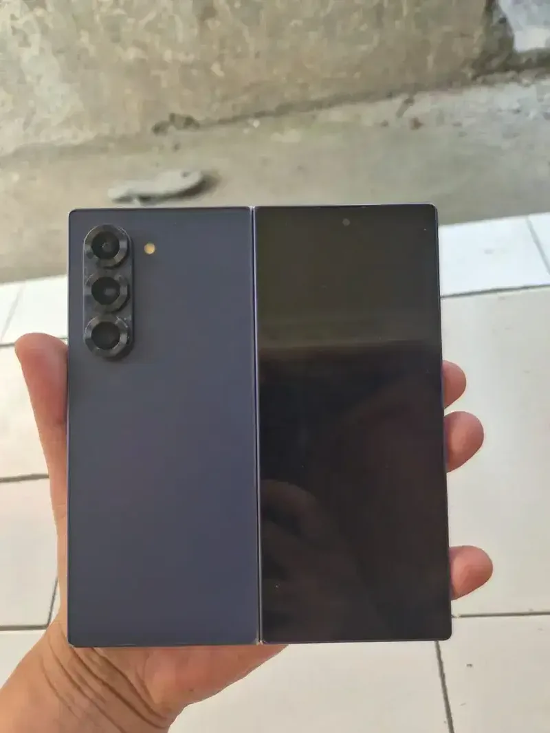 Jual cepat samsung Z fold 6 512gb - Electronics in Bali