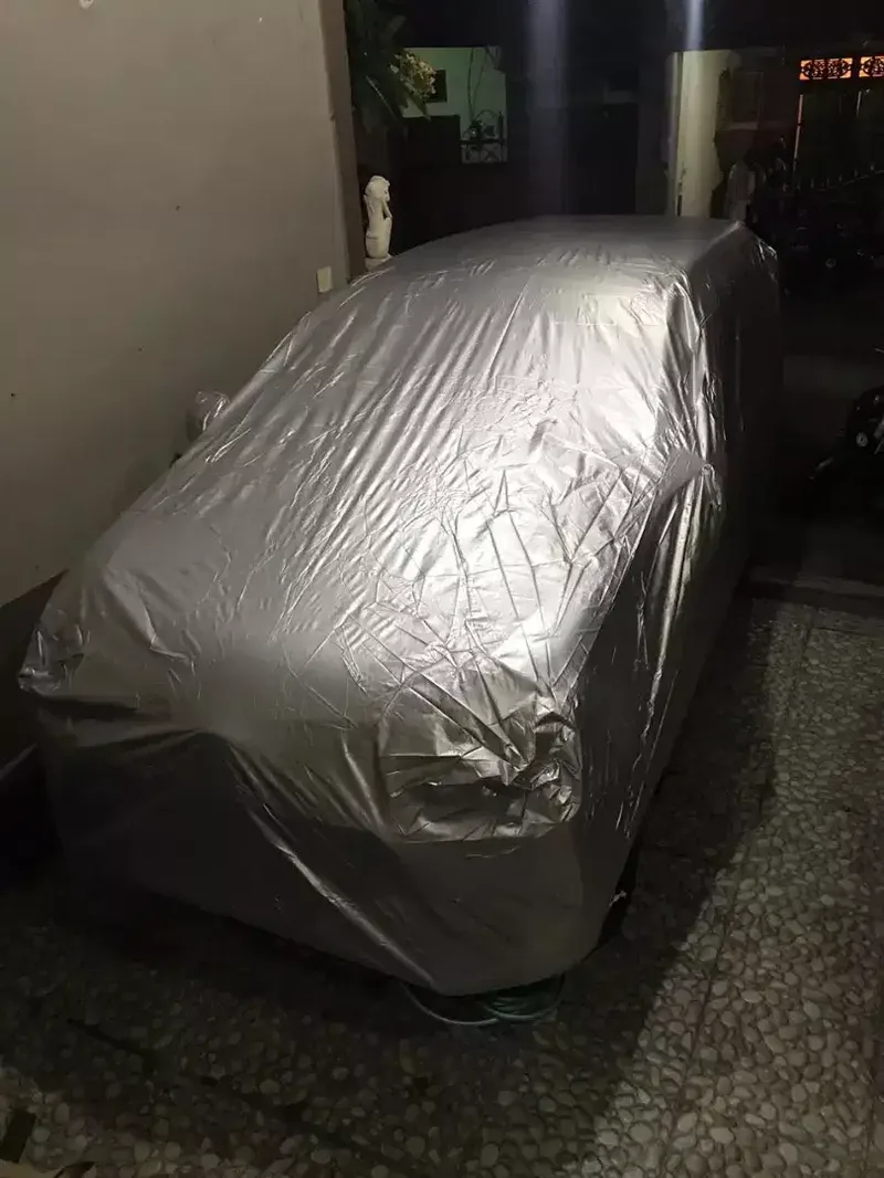 Cover Mobil Berbagai Ukuran - Vehicles in Bali