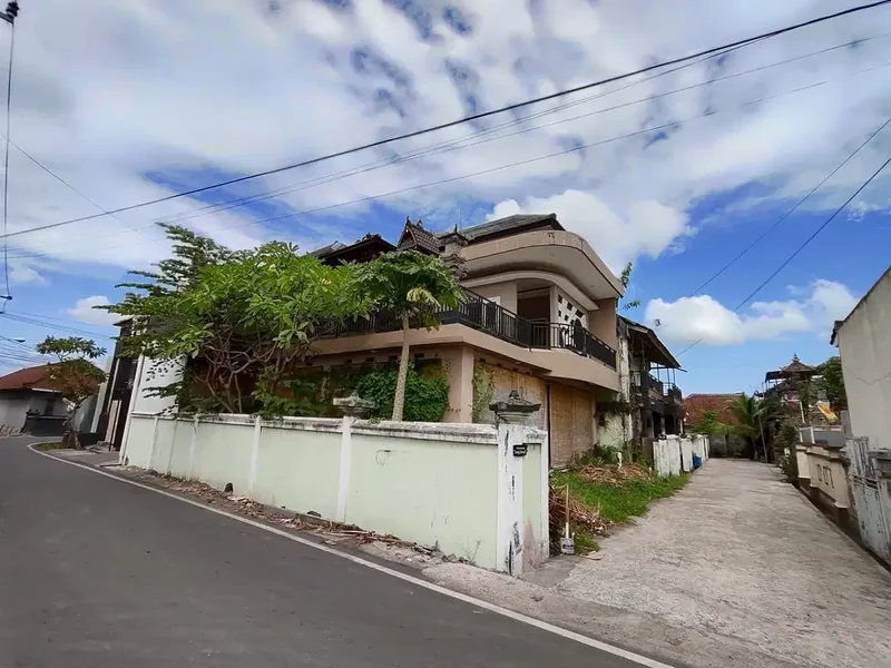 Dijual Cepat Rumah 4 Kamar Tidur di Padangsambian - Real Estate in Bali