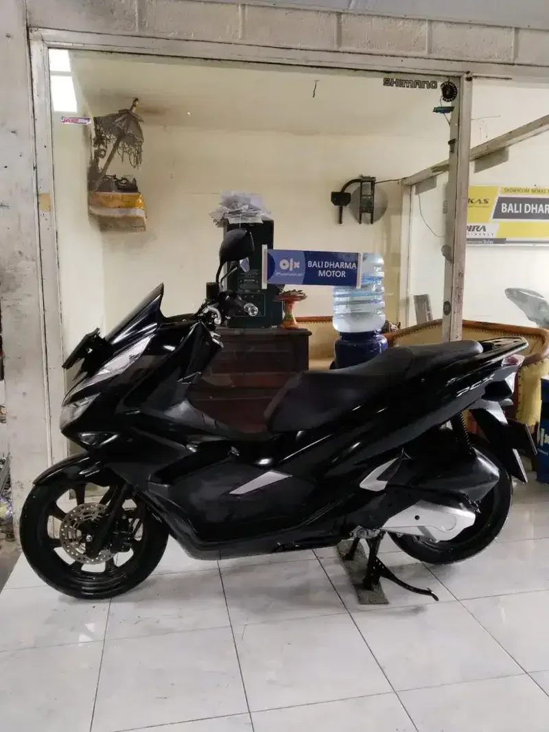 Honda. PCX. 150 CC thn. 2019 cash. Bali dharma motor - Vehicles in Bali
