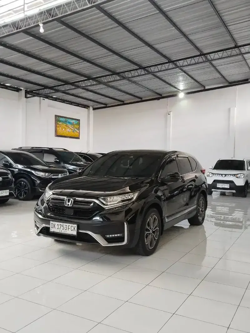HONDA CR-V TURBO PRESTIGE SENSING LOW KM SEPERTI BARU - Vehicles in Bali