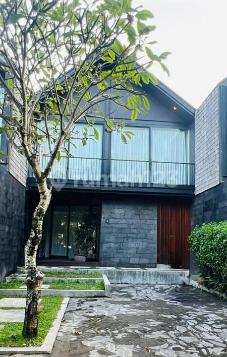 Elegant Private Villa For Rent In Berawa Area - Real Estate in Bali