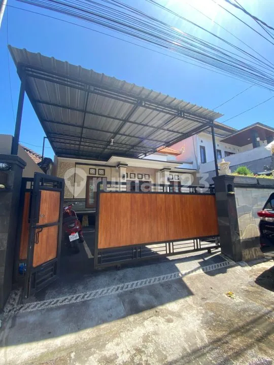 Rumah 3Br Tahunan di Ketewel Gianyar Dekat Diatmika Scholl V547 - Real Estate in Bali