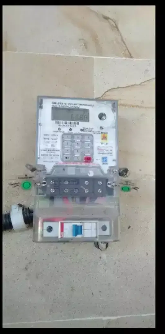 Tukang listrik,amprah listrik, listrik konslet,neon box,dll - Services in Bali