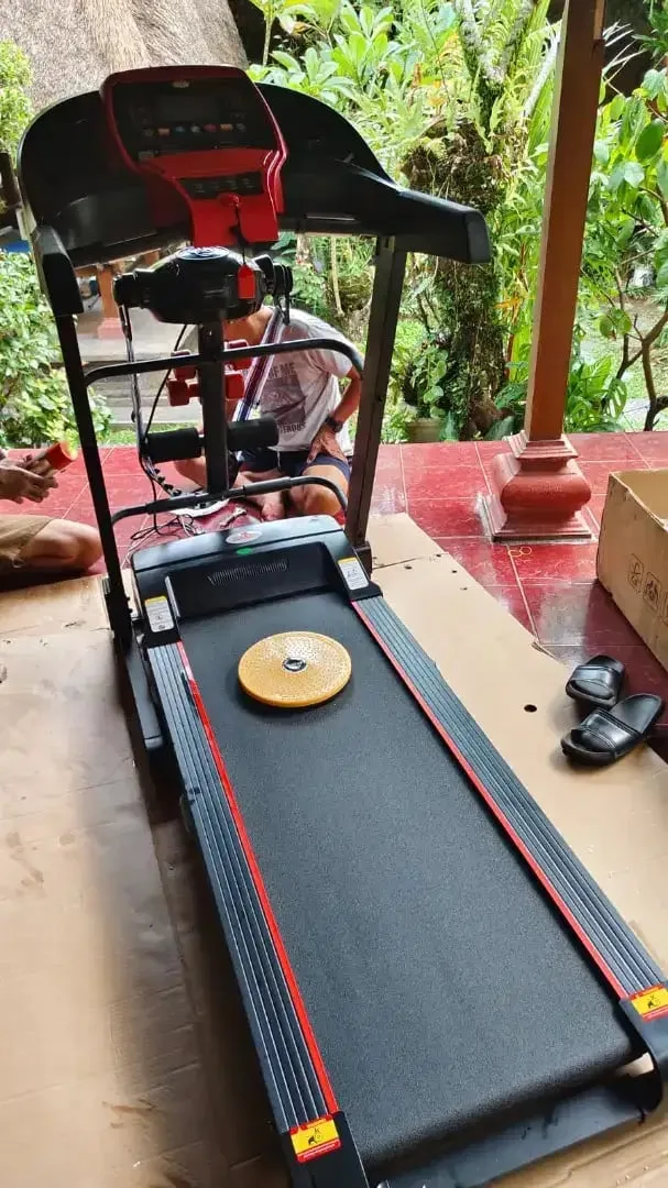 [ BISA COD ] Treadmil elektrik multifungsi+massage untuk max BB 120kg - Hobbies & Sports in Bali