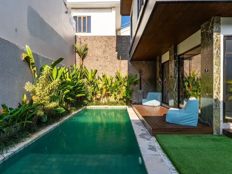 FOR SALE LUXURY VILLA IN THE HEART OF SEMINYAK - Bali in Bali