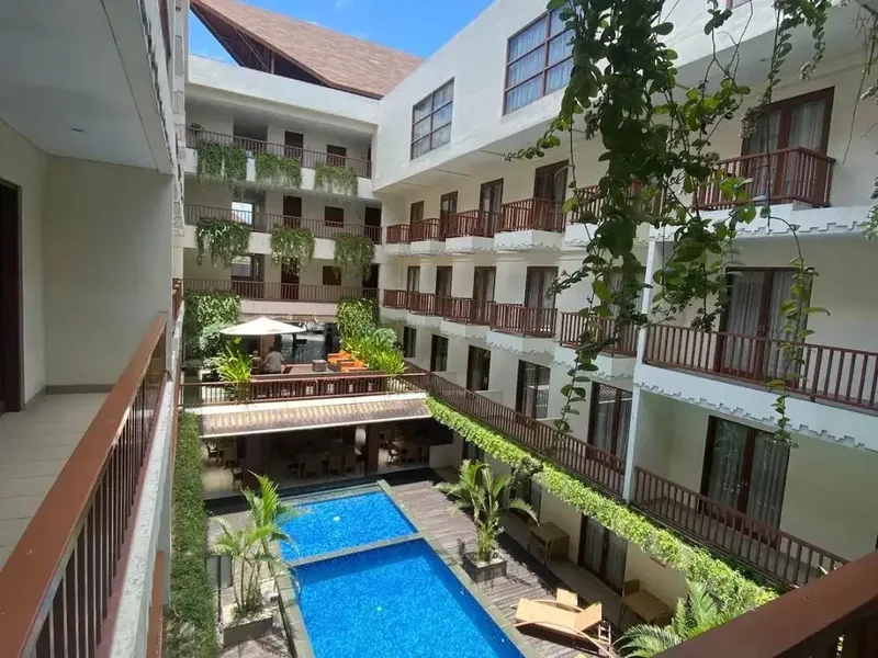 Hotel sunset road kuta - Real Estate in Bali