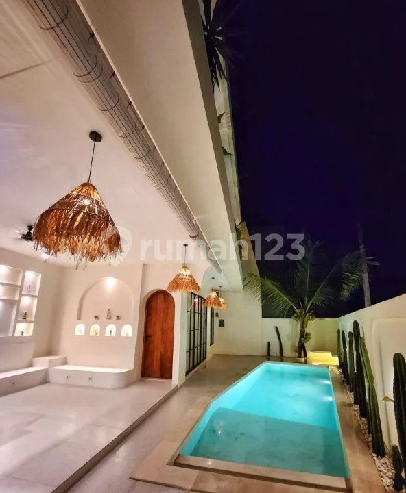 VILLA VIEW SUNSET DEKAT ATLAS BEACH CLUB & PANTAI BATU BOLONG - Real Estate in Bali