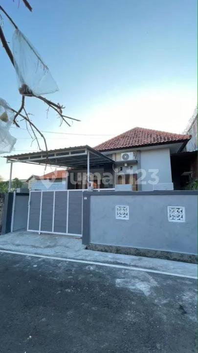 Dikontrakkan Rumah Minimalis di Kawasan Perumahan Nusa Dua - Real Estate in Bali