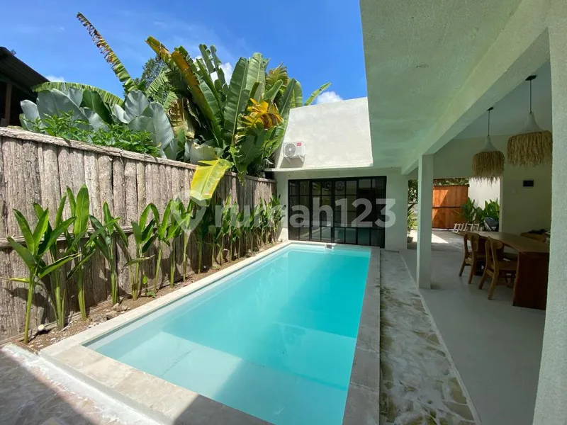 Villa Baru Dengan Gaya Santorini Di Ubud Gianyar Bali - Real Estate in Bali