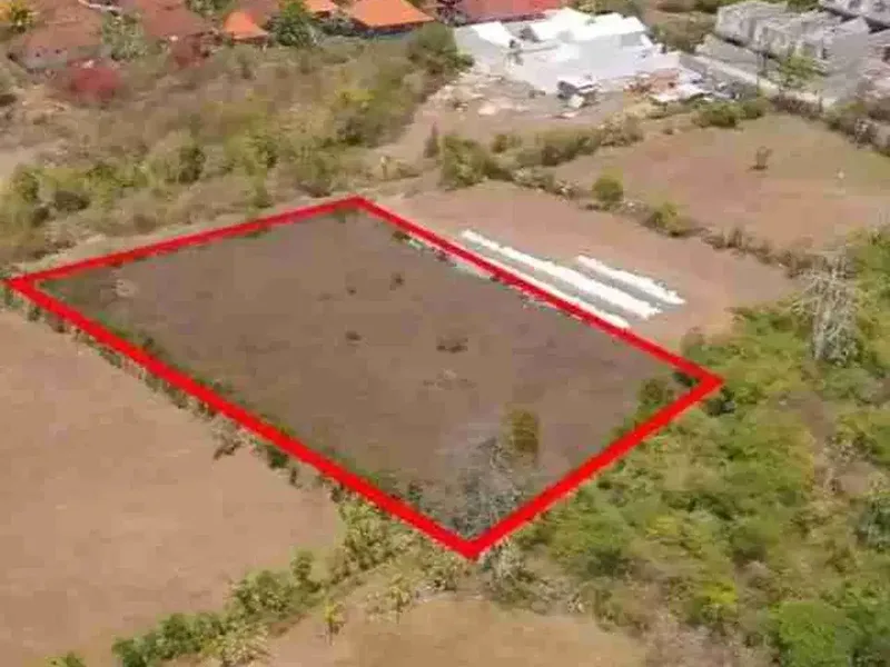 Tanah Komersial Kawasan Villa Mewah Dekat Pantai Melasti - Real Estate in Bali