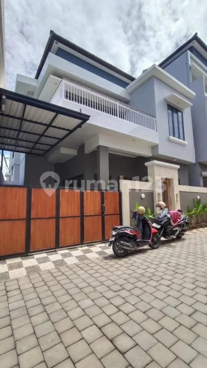 Rumah Baru 2 Lantai 3 KT Trengguling - SHM, Akses Jalan Lebar - Bali in Bali