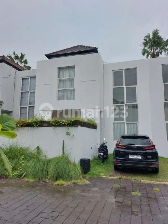 Yearly Rent 2 Bedrooms Villa Furnished In Cluster Kerobokan Bali - Bali in Bali