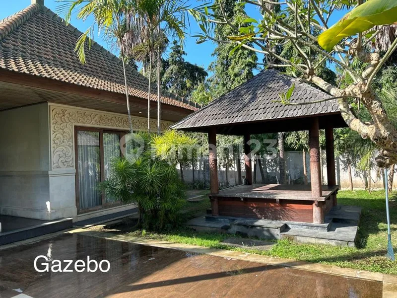 Villa Full Furnished Dekat Pantai Saba Gianyar Bali - Real Estate in Bali