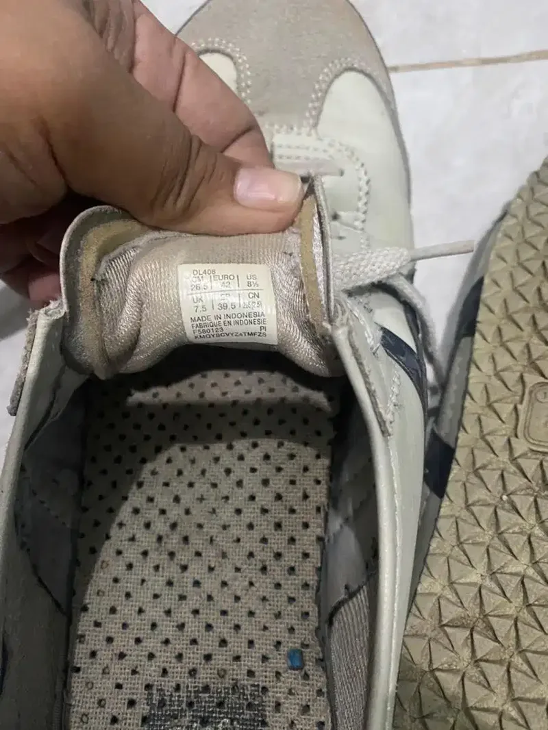 Sepatu onitsuka taiger - Fashion in Bali