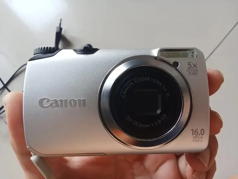 Canon digicam powershot 3300 is - Electronics in Bali
