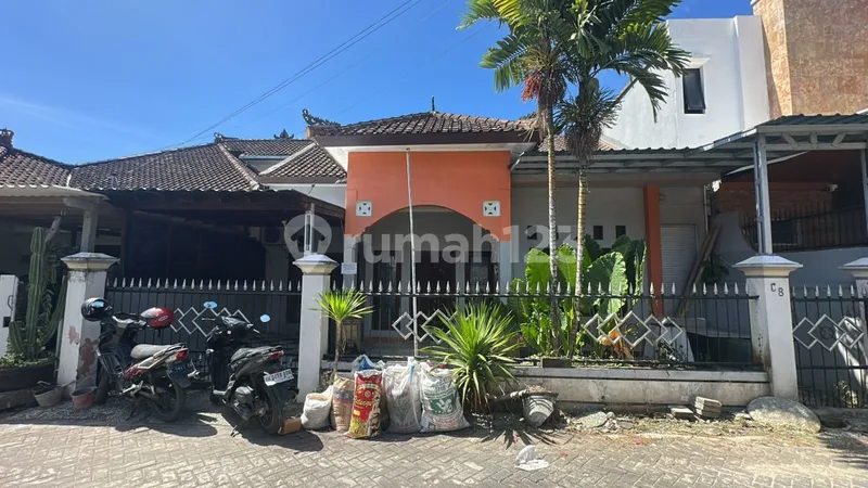 Nyaman dan Tenang! Rumah 4Kt di Taman Griya, Jimbaran - Real Estate in Bali