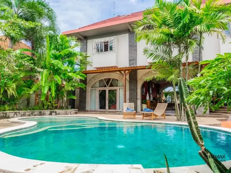 Villa Mewah Eksklusif 5 Kamar Tidur Dijual di Kaba-Kaba, Tabanan - Real Estate in Bali