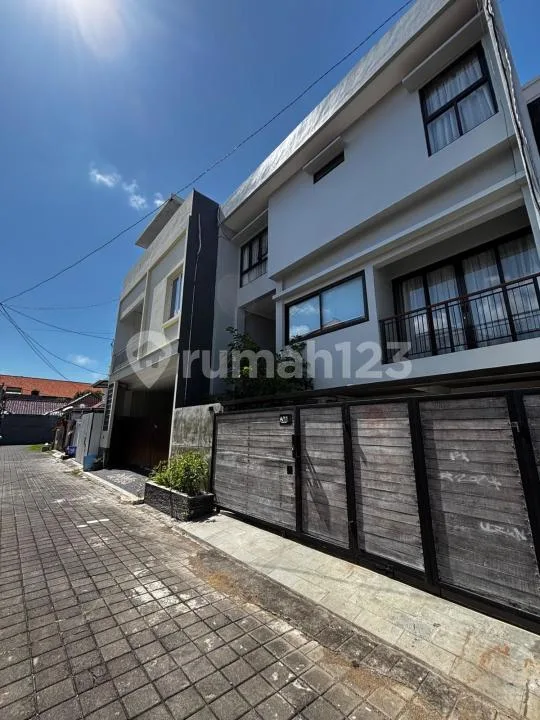 Rumah Cantik 4 Kamar Harga Murah di Pedungan Yt - Bali in Bali