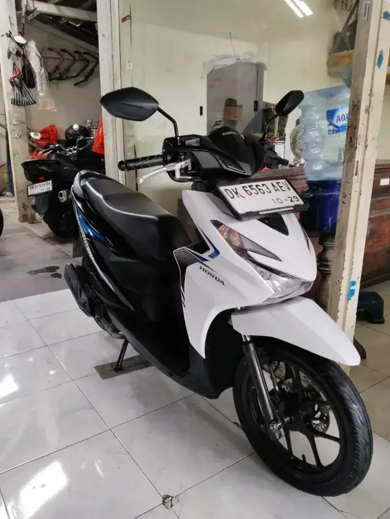 Beat fi thn 2024 cash Bali dharma motor - Vehicles in Bali