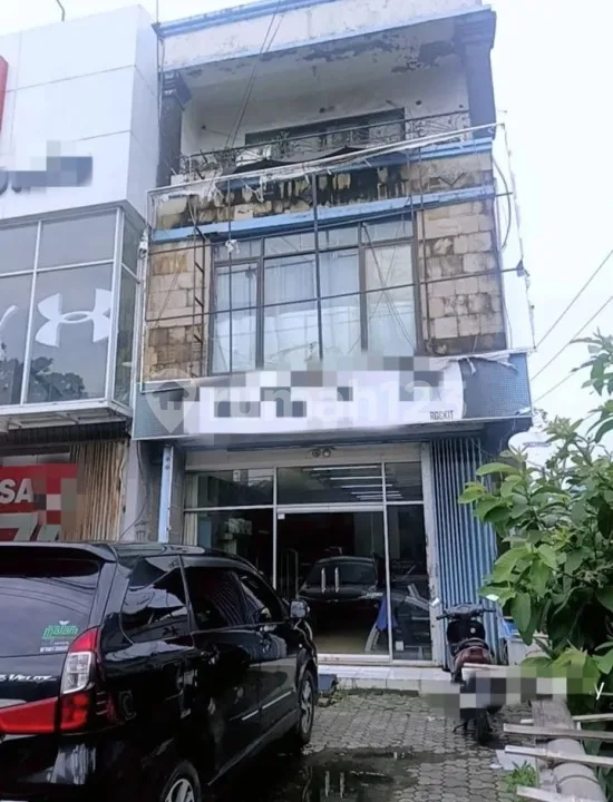 Ruko 3 Lantai di Jalan Teuku Umar Denpasar - Bali in Bali