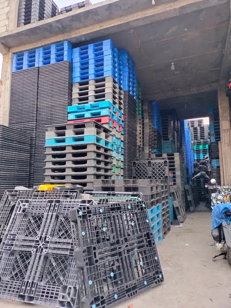 Pallet plastik bekas seperti baru murah stok ribuan - Other in Bali