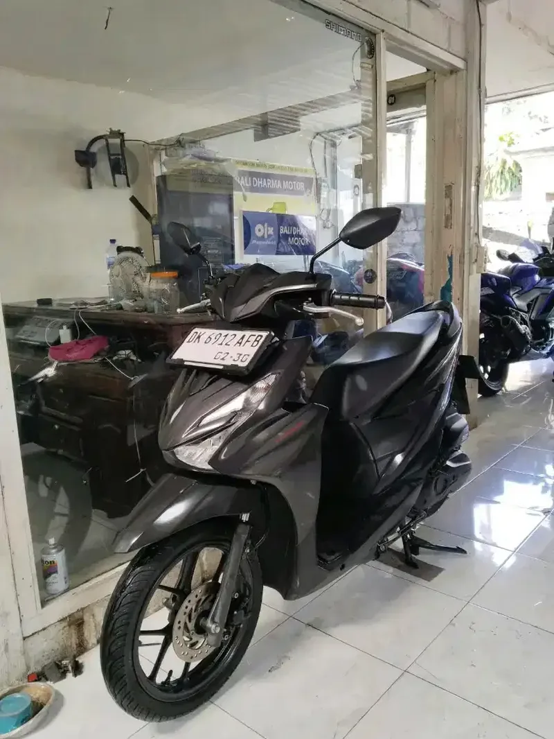 DP 1,3 JT / BUNGA MENRUN 2 % / HONDA BEAT TAHUN 2025 - Vehicles in Bali